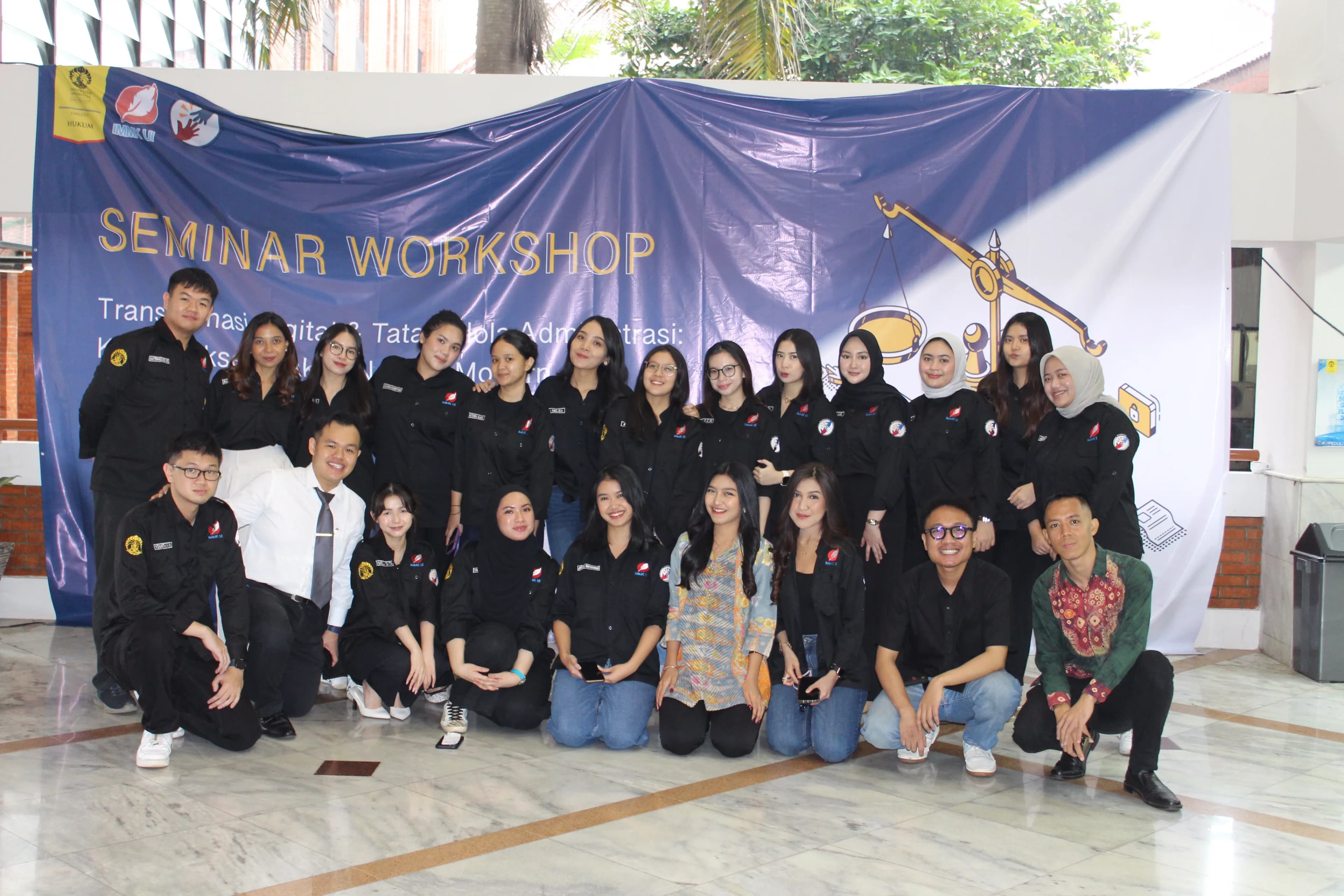 Pengurus dan anggota IMMK UI